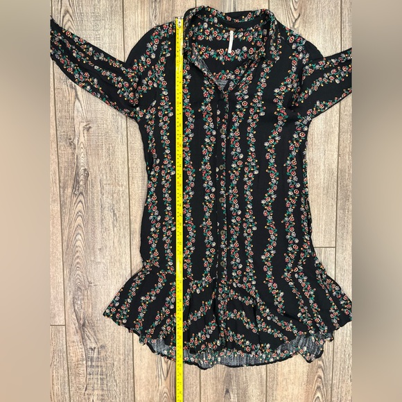 Free People Button Front High Low Shirt Dress Black Floral Mini Long Sleeve (S) - Picture 9 of 10